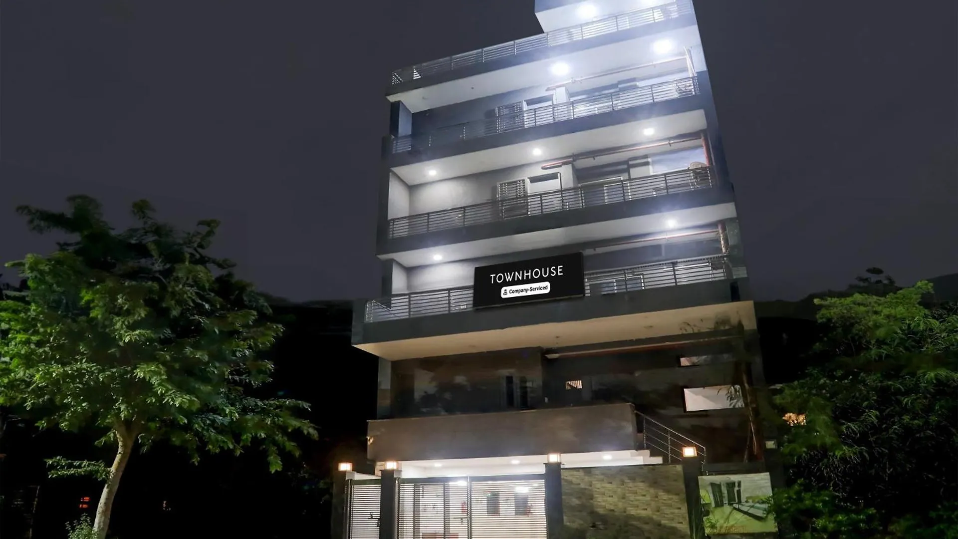 Super Townhouse Rohini Sector 24 Hotel Delhi  Delhi (National Capital Territory of India)